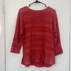 Westbound 3/4 sleeve red top L